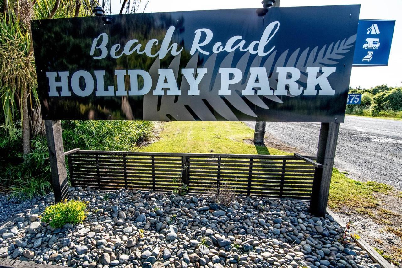 Beach Road Holiday Park Otatara Exteriör bild